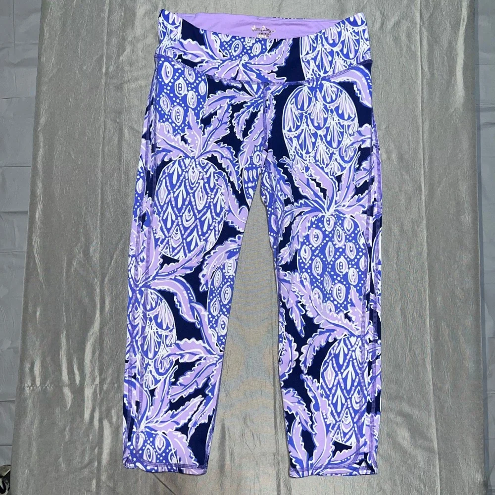 Lilly Pulitzer Luxletic Purple Pineapple Print Cropped Leggings Womens Medium